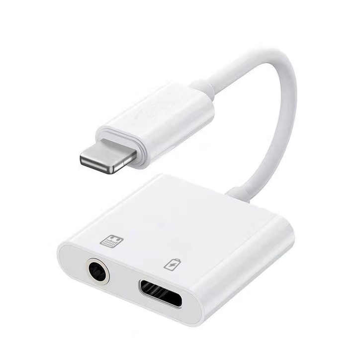 Electronics :: Mobile Accessories :: 2 In 1 Adapter Lightening To 3.5mm 