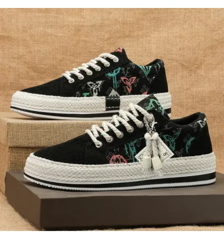 Casual Sneaker Shoes for Men Summer Breathable Lace-Up Waterproof Pointed Toe